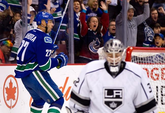 Abbotsford Canucks hire former NHLer Manny Malhotra as head coach | iNFOnews.ca