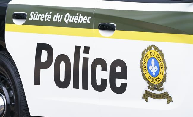 1 dead, four injured in Quebec’s Outaouais region after car swerves into guardrails | iNFOnews.ca