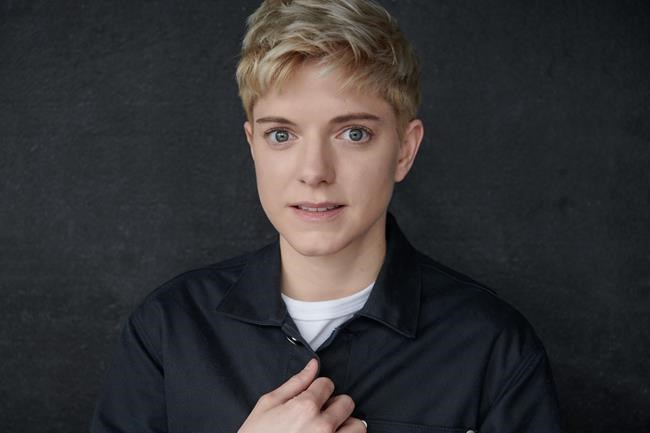 Mae Martin hopes 'people are happier' with this year's Canadian Screen Awards | iNFOnews.ca