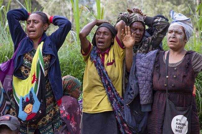 Fears rise of a second landslide and disease outbreak at site of Papua New Guinea disaster | iNFOnews.ca