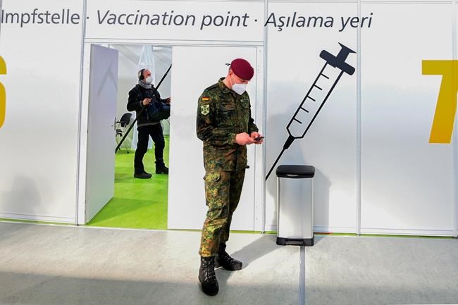 Germany scraps a COVID-19 vaccination requirement for military servicepeople | iNFOnews.ca Germany scraps a COVID-19 vaccination requirement for military servicepeople | iNFOnews.ca