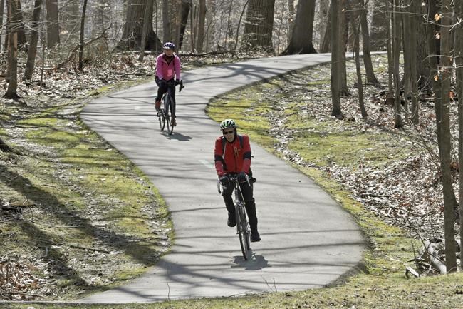 Not a gym rat? Here’s how to get started on an outdoor exercise routine | iNFOnews.ca