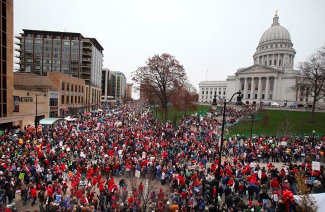 Wisconsin judge hearing lawsuit challenging union law appears to have signed Walker recall petition | iNFOnews.ca Wisconsin judge hearing lawsuit challenging union law appears to have signed Walker recall petition | iNFOnews.ca
