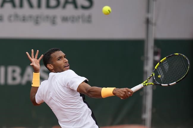 Auger-Aliassime, Shapovalov, Fernandez, Andreescu into third round at French Open | iNFOnews.ca Auger-Aliassime, Shapovalov, Fernandez, Andreescu into third round at French Open | iNFOnews.ca