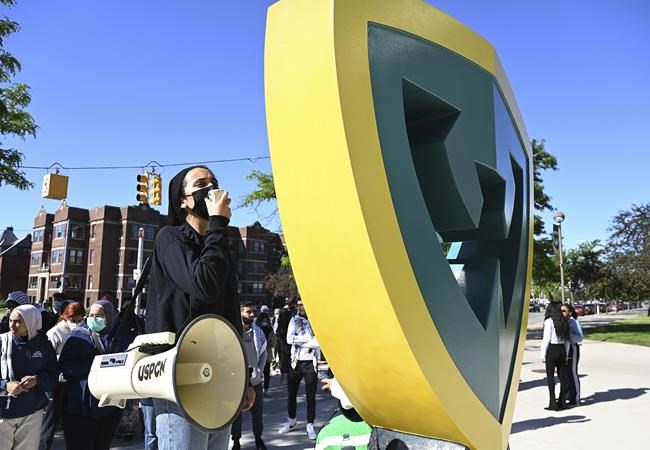 Pro-Palestinian camp at Wayne State dismantled while MIT students walk out of commencement | iNFOnews.ca