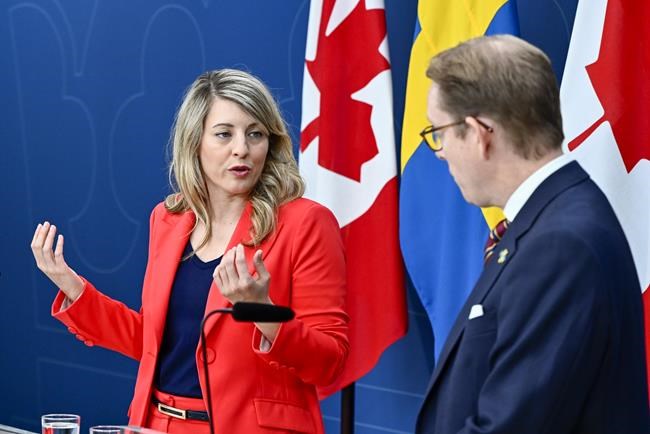 Mélanie Joly 'forward-leaning' in debate on Ukraine using NATO arms inside Russia | iNFOnews.ca Mélanie Joly 'forward-leaning' in debate on Ukraine using NATO arms inside Russia | iNFOnews.ca
