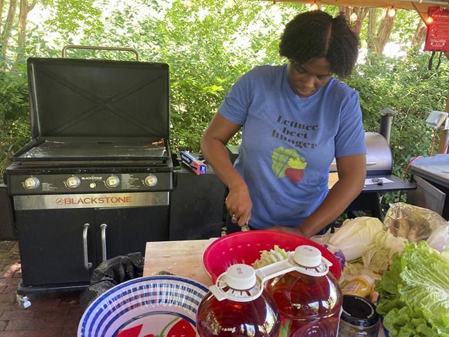 With strawberries and goats, a ‘farmastery’ reaches out to its neighbors | iNFOnews.ca