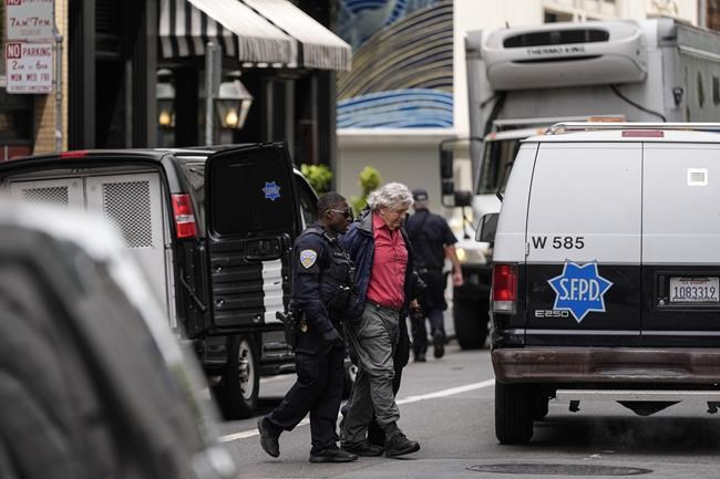 Police arrest pro-Palestinian demonstrators inside San Francisco building housing Israeli Consulate | iNFOnews.ca Police arrest pro-Palestinian demonstrators inside San Francisco building housing Israeli Consulate | iNFOnews.ca