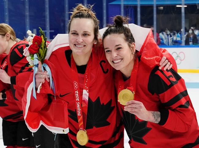 Melodie Daoust retires, trading skates for coach's whistle | iNFOnews.ca Melodie Daoust retires, trading skates for coach's whistle | iNFOnews.ca