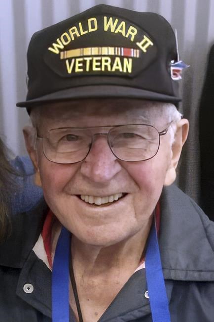 A 102-year-old World War II veteran dies en route to D-Day commemorations in Europe and is mourned | iNFOnews.ca