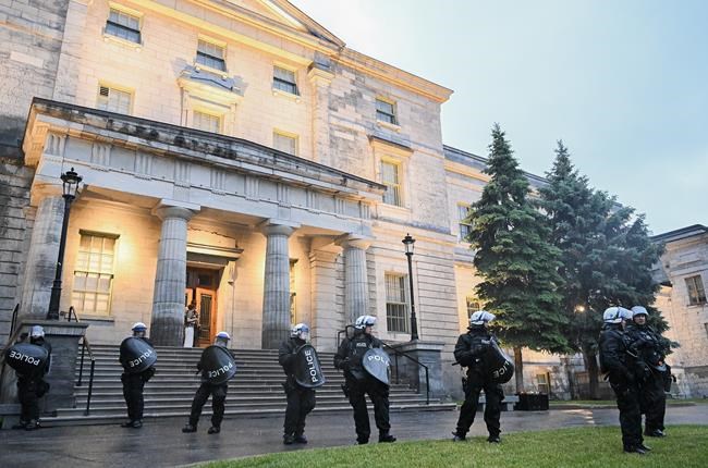 Police say McGill occupation won't change approach to pro-Palestinian encampment | iNFOnews.ca