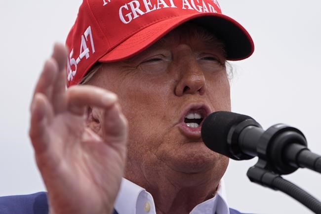 Judge strikes paragraph from Trump classified docs indictment but denies request to dismiss charges | iNFOnews.ca