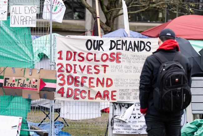 McGill makes new offer to pro-Palestinian protesters occupying its downtown campus | iNFOnews.ca McGill makes new offer to pro-Palestinian protesters occupying its downtown campus | iNFOnews.ca