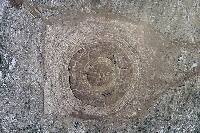 4,000-year-old Greek hilltop site mystifies archaeologists. It could spell trouble for new airport | iNFOnews.ca