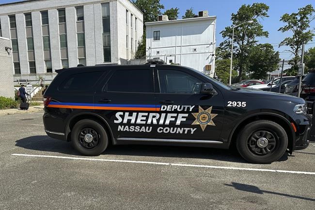 A New York county with one of the nation's largest police forces is deputizing armed residents | iNFOnews.ca A New York county with one of the nation's largest police forces is deputizing armed residents | iNFOnews.ca