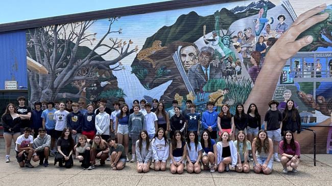 Double take: 23 sets of twins graduate from a single Massachusetts middle school | iNFOnews.ca Double take: 23 sets of twins graduate from a single Massachusetts middle school | iNFOnews.ca