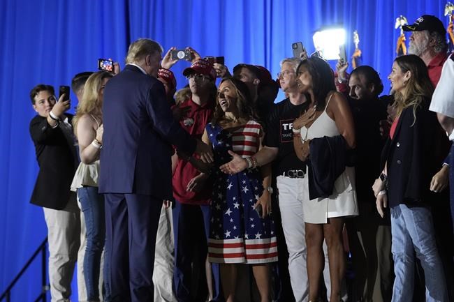 Trump marks his 78th birthday with a towering 'MAGA' cake and attacks on his 81-year-old rival's age | iNFOnews.ca Trump marks his 78th birthday with a towering 'MAGA' cake and attacks on his 81-year-old rival's age | iNFOnews.ca