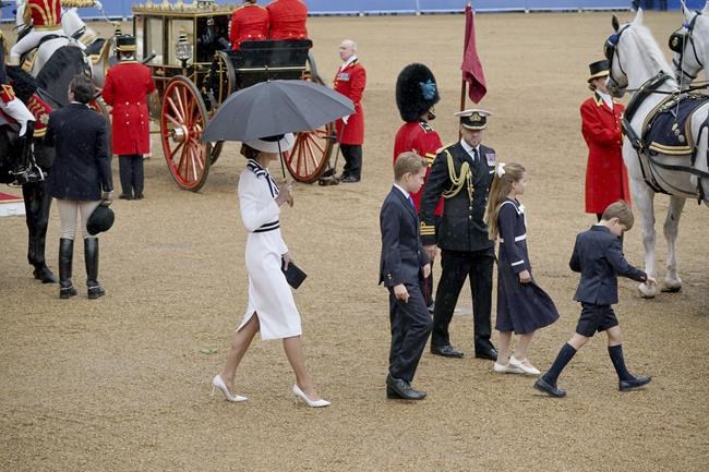 UK royals unite on palace balcony, with Kate back at her first public event since cancer diagnosis | iNFOnews.ca UK royals unite on palace balcony, with Kate back at her first public event since cancer diagnosis | iNFOnews.ca