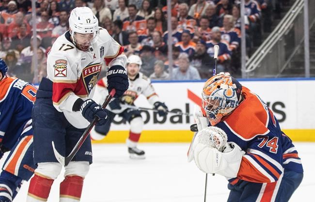 Oilers goaltender Stuart Skinner steps up after playoff benching: 'It pissed me off' | iNFOnews.ca