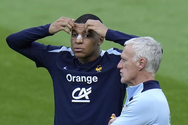 France coach says he assumes masked Mbappé will be available for Netherlands match at Euro 2024 | iNFOnews.ca France coach says he assumes masked Mbappé will be available for Netherlands match at Euro 2024 | iNFOnews.ca
