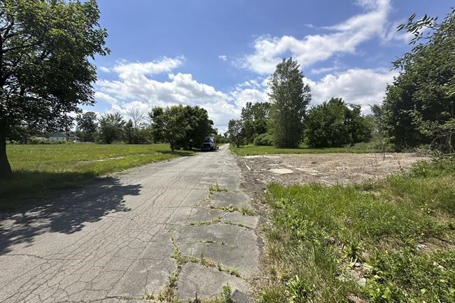 Detroit plans to harness solar power on vacant lots throughout the city | iNFOnews.ca Detroit plans to harness solar power on vacant lots throughout the city | iNFOnews.ca