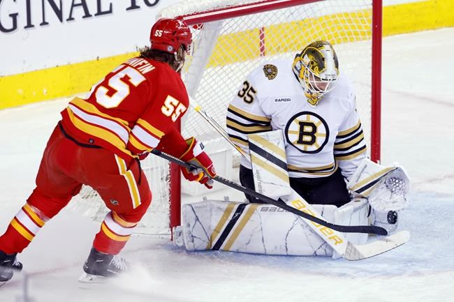 Goaltender Ullmark not hurrying into long-term commitment with Sens | iNFOnews.ca Goaltender Ullmark not hurrying into long-term commitment with Sens | iNFOnews.ca