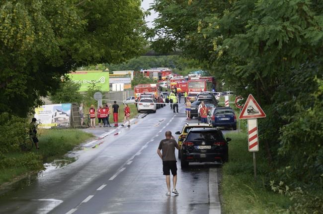 Prague-to-Budapest train collides with a bus in Slovakia, killing 7 people and injuring 5 | iNFOnews.ca