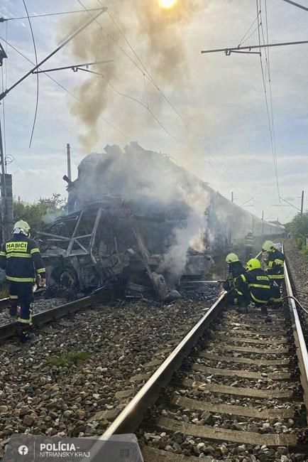 Slovak train and bus collision that killed 7 was likely caused by human error, minister says | iNFOnews.ca Slovak train and bus collision that killed 7 was likely caused by human error, minister says | iNFOnews.ca