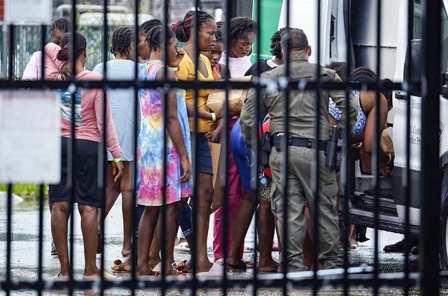 Biden administration extends temporary legal status to 300,000 Haitians, drawing a contrast to Trump | iNFOnews.ca Biden administration extends temporary legal status to 300,000 Haitians, drawing a contrast to Trump | iNFOnews.ca