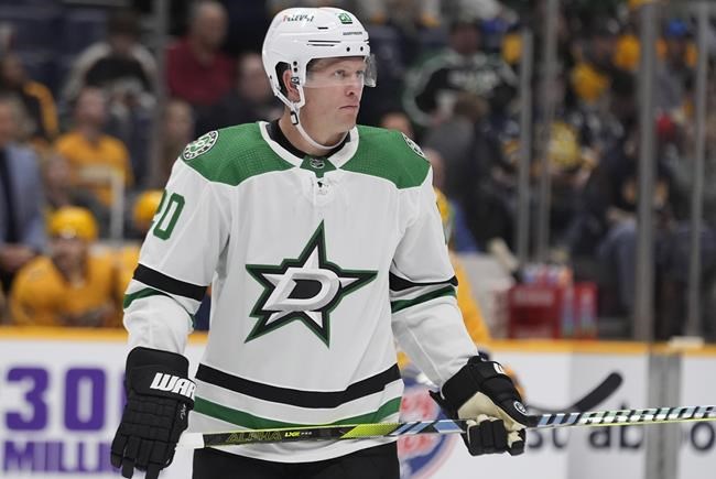 St. Louis Blues sign 39-year-old defenceman Ryan Suter to 1-year deal | iNFOnews.ca