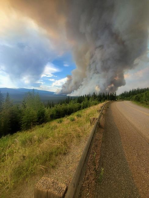 Yukon village of Mayo receives evacuation alert due to area wildfire | iNFOnews.ca