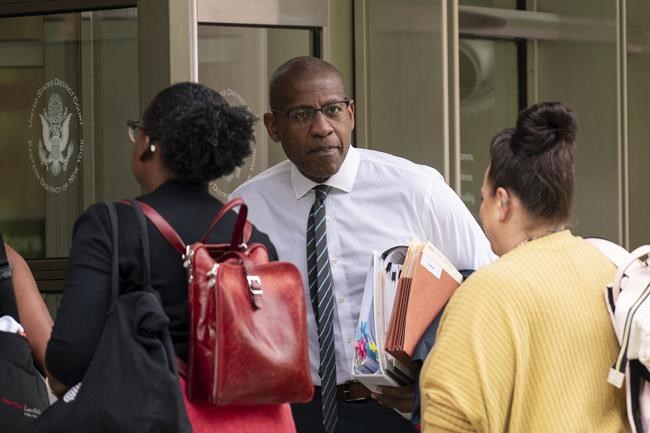 TV personality Carlos Watson testifies in his trial over collapse of startup Ozy Media | iNFOnews.ca