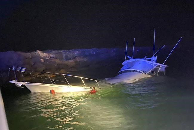 Power boat crashes into Southern California jetty, killing 1 and injuring 10 | iNFOnews.ca Power boat crashes into Southern California jetty, killing 1 and injuring 10 | iNFOnews.ca