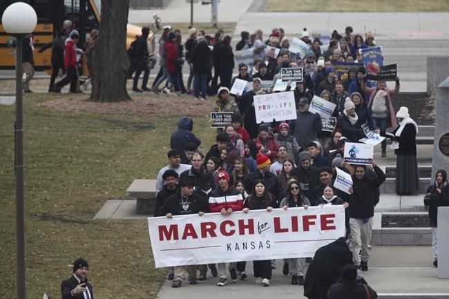 Kansas’ top court bolsters a state right to abortion and strikes down 2 anti-abortion laws | iNFOnews.ca