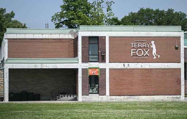 Montreal failed to address school flushing sewage into river for years | iNFOnews.ca