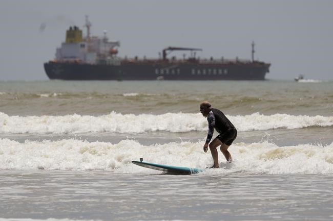 Texas coast braces for looming hit by Beryl, which is expected to regain hurricane strength | iNFOnews.ca