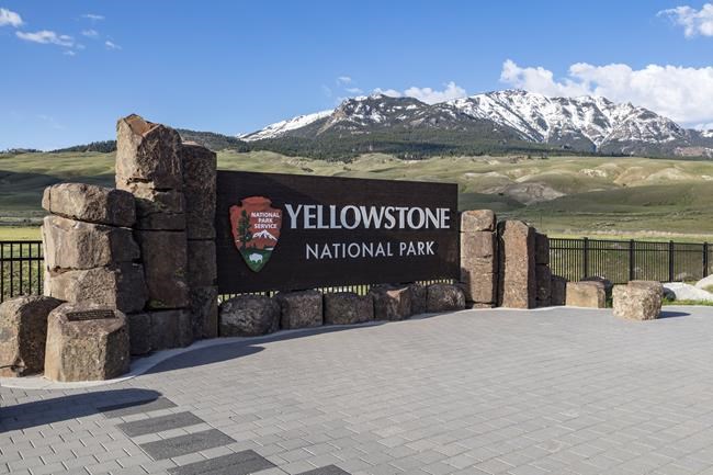 Gunman who was killed by Yellowstone rangers had planned a July 4 mass shooting, park reveals | iNFOnews.ca Gunman who was killed by Yellowstone rangers had planned a July 4 mass shooting, park reveals | iNFOnews.ca