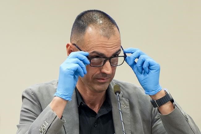 Alec Baldwin's lawyer grills crime scene tech over search for live ammo at his shooting trial | iNFOnews.ca Alec Baldwin's lawyer grills crime scene tech over search for live ammo at his shooting trial | iNFOnews.ca