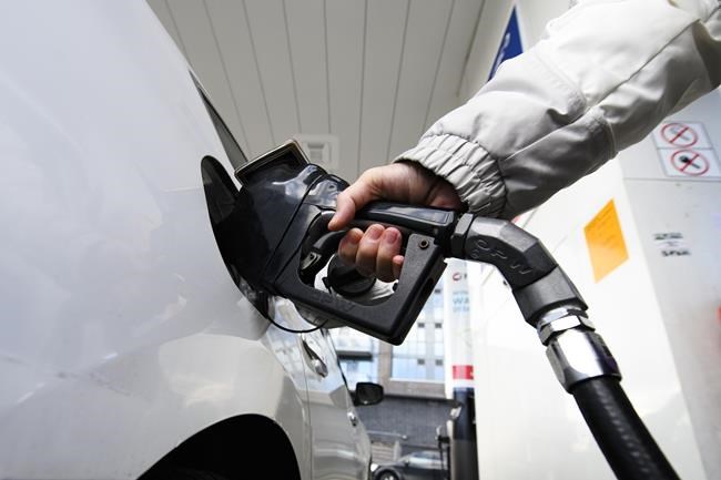 July carbon rebates sent Monday with banks forced to use government's label | iNFOnews.ca