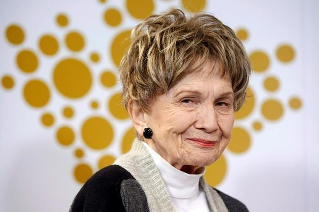 Indigo to remove portraits of Alice Munro from stores; keep books on shelves | iNFOnews.ca Indigo to remove portraits of Alice Munro from stores; keep books on shelves | iNFOnews.ca