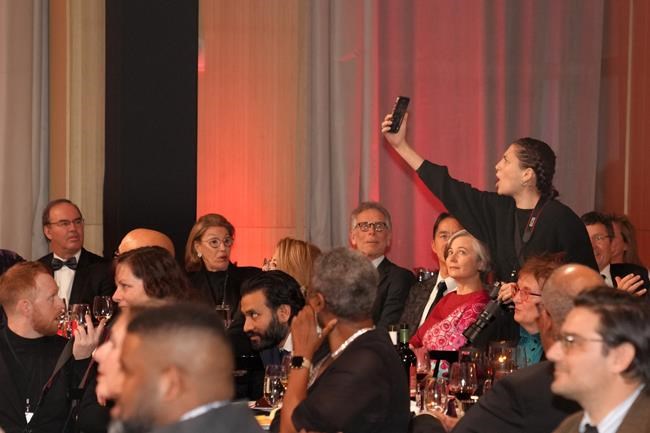 Second author withdraws from Scotiabank Giller Prize jury over bank's ties to Israel | iNFOnews.ca Second author withdraws from Scotiabank Giller Prize jury over bank's ties to Israel | iNFOnews.ca