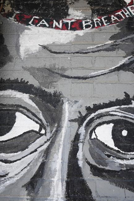 'I can't breathe': Eric Garner remembered on the 10th anniversary of his chokehold death | iNFOnews.ca