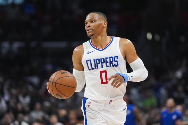 Veteran guard Russell Westbrook agrees to 2-year deal with Denver Nuggets, AP source says | iNFOnews.ca