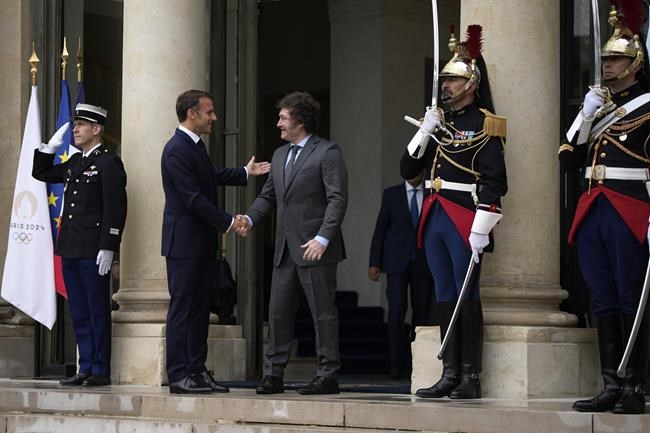 In President Milei's sit-down with Macron, Argentina says the leaders get past soccer chant fallout | iNFOnews.ca In President Milei's sit-down with Macron, Argentina says the leaders get past soccer chant fallout | iNFOnews.ca
