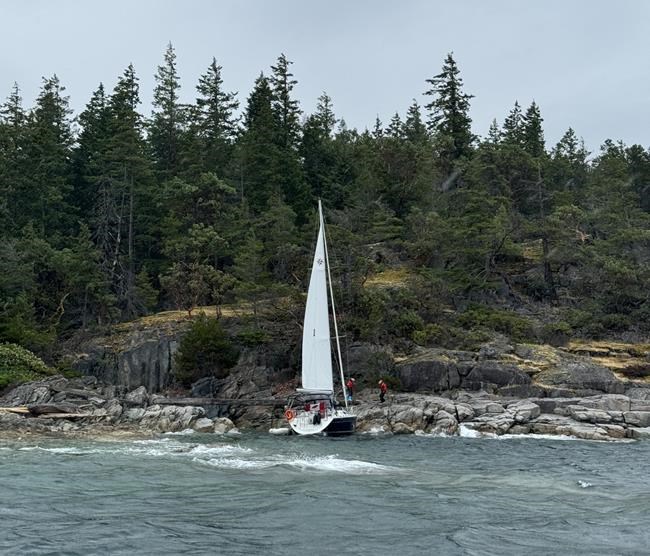 B.C. sailboat captain rescued after developing 'severe' hypothermia | iNFOnews.ca B.C. sailboat captain rescued after developing 'severe' hypothermia | iNFOnews.ca
