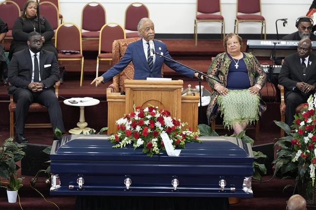 Death of a Black man pinned down by security guards outside a Milwaukee hotel is ruled a homicide | iNFOnews.ca