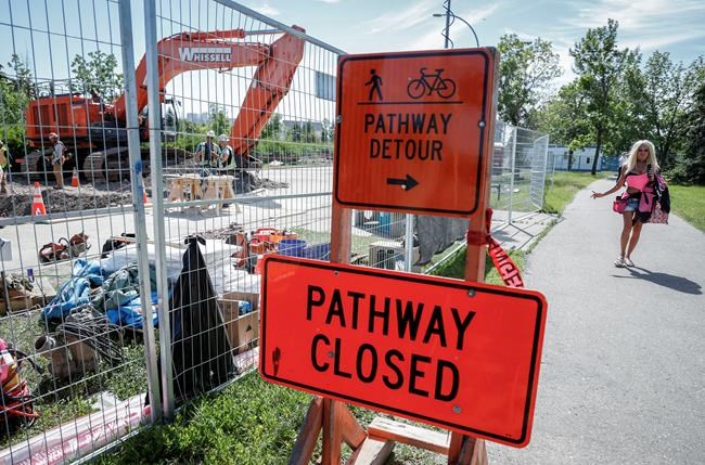 Rinse and repeat: Calgarians back to water restrictions as new pipe problems found | iNFOnews.ca Rinse and repeat: Calgarians back to water restrictions as new pipe problems found | iNFOnews.ca