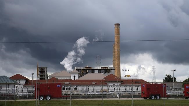 Water woes linger in New Orleans after wayward balloon causes power glitch, pressure drop | iNFOnews.ca Water woes linger in New Orleans after wayward balloon causes power glitch, pressure drop | iNFOnews.ca