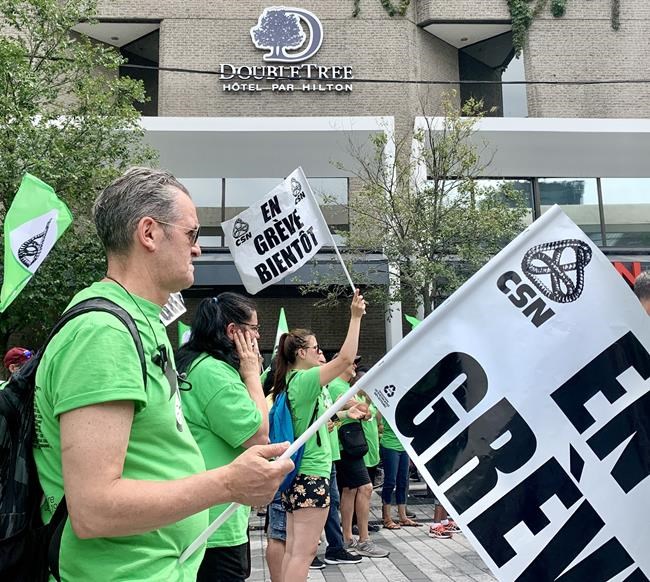 Quebec hotel workers in three cities strike over lagging contract talks | iNFOnews.ca Quebec hotel workers in three cities strike over lagging contract talks | iNFOnews.ca