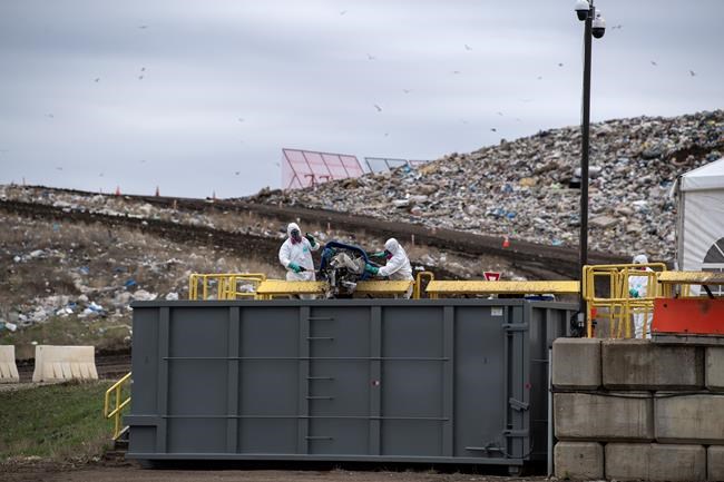 Saskatchewan government promises to cover $1M of landfill search for missing woman | iNFOnews.ca Saskatchewan government promises to cover $1M of landfill search for missing woman | iNFOnews.ca